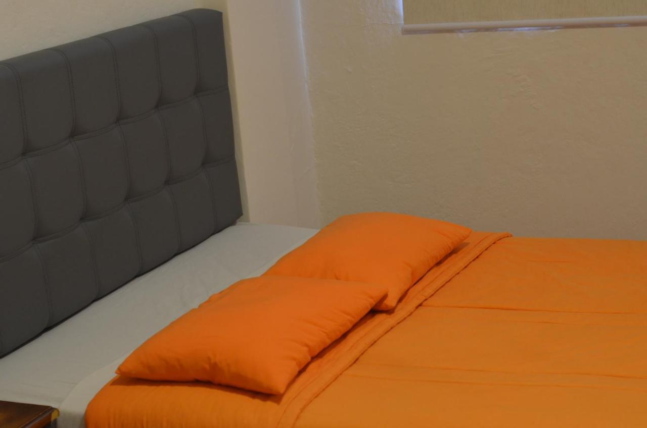 Hostal Siberia Cuenca Exterior photo
